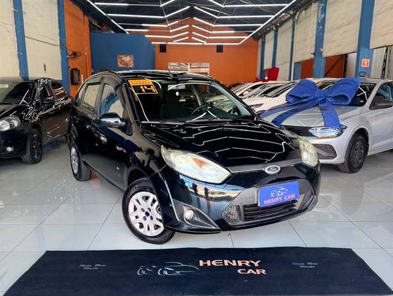 FORD FIESTA 1.0 ROCAM HATCH 8V FLEX 4P MANUAL FORD FIESTA 1.0 ROCAM HATCH 8V FLEX 4P MANUAL